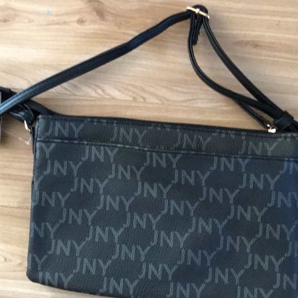 Jones New York Signature , Natalia Crossbody purse - Picture 2 of 8